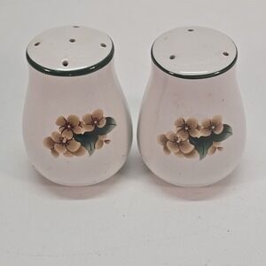 Citation The Cades Cove Collection Yellow Flowers & Apple Salt & Pepper Shakers